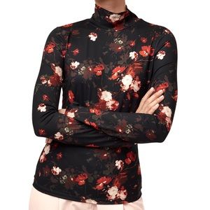 Aritzia NWT Wilfred Cheval Turtleneck Size Small